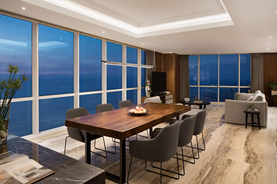 design interior livingroom minimalis modern permata hijau suites jakarta selatan meja HPL wood kayu solid surface flooring vinyl roll LVT